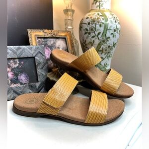 Revitalign Orthotic Yellow Snake Embossed Slide Sandals Sullivan